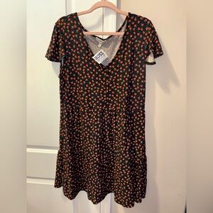 Derek Heart Floral Patterned Top